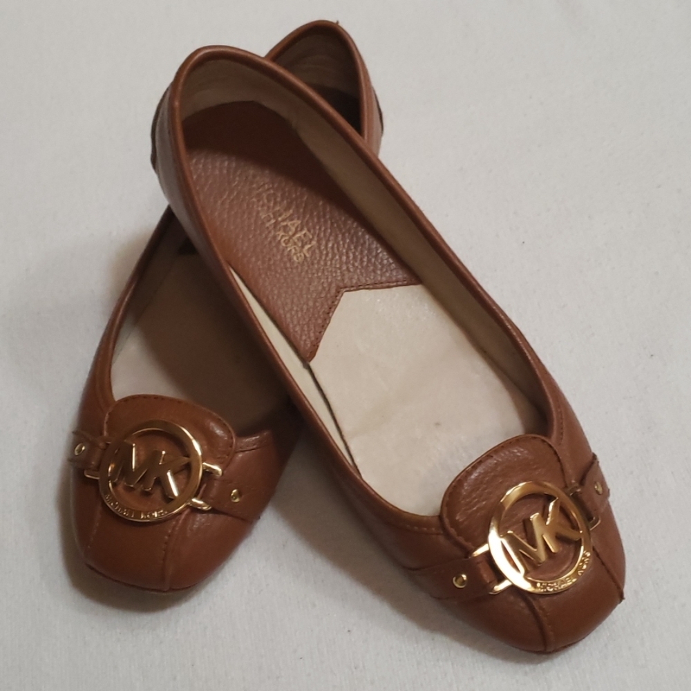 MICHAEL Michael Kors Flat